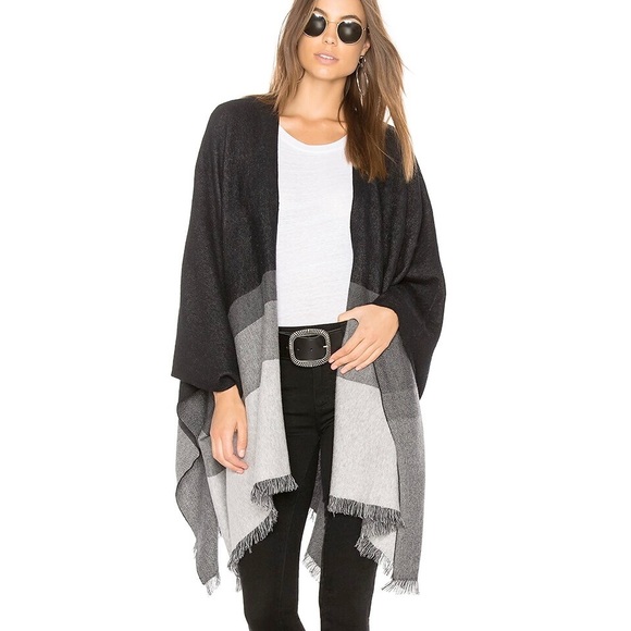 Splendid Ridgewood Poncho in Black and Grey Size Medium/Large - Picture 1 of 12